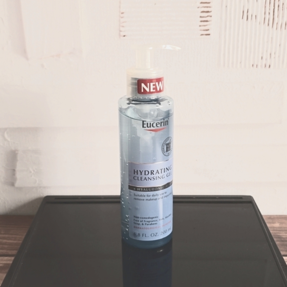 EUCERIN | HYDRATING CLEANSING GEL